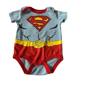 Justice League baby boys size 12 months Super Man onesie